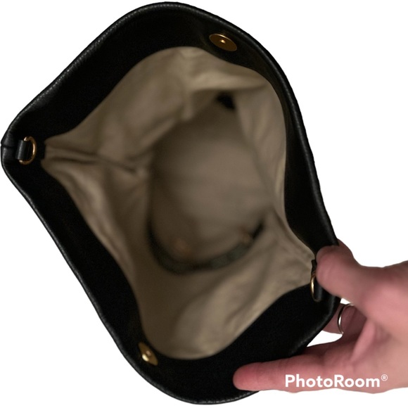 Tory Burch Amalie Fold Over Black Crossbody Purse Clutch Messenger Bag Authentic - Picture 7 of 10